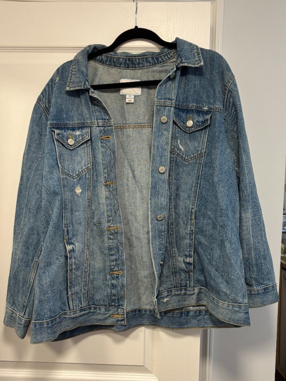 Old Navy Distressed Jean Jacket (Never Worn)